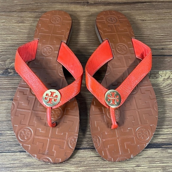 Tory Burch Thora Red Leather Flip Flops Sandals Women’s Size 6 Shoes - Picture 1 of 3